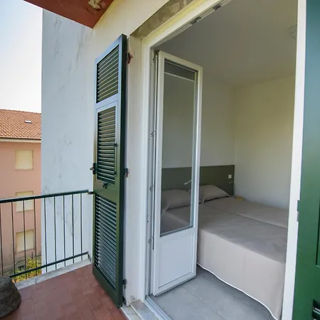 220b - Casa Giulia, 3 Da Letto, 10 Minuti Dal Mare A Piedi Sestri Levante