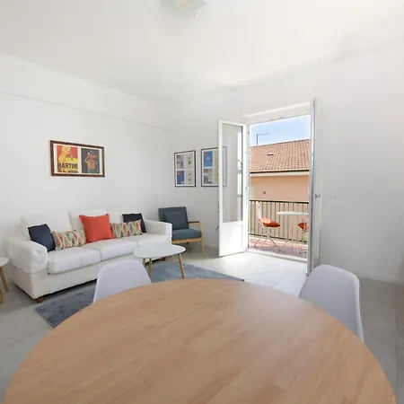 220b - Casa Giulia, 3 Da Letto, 10 Minuti Dal Mare A Piedi 东塞斯特里